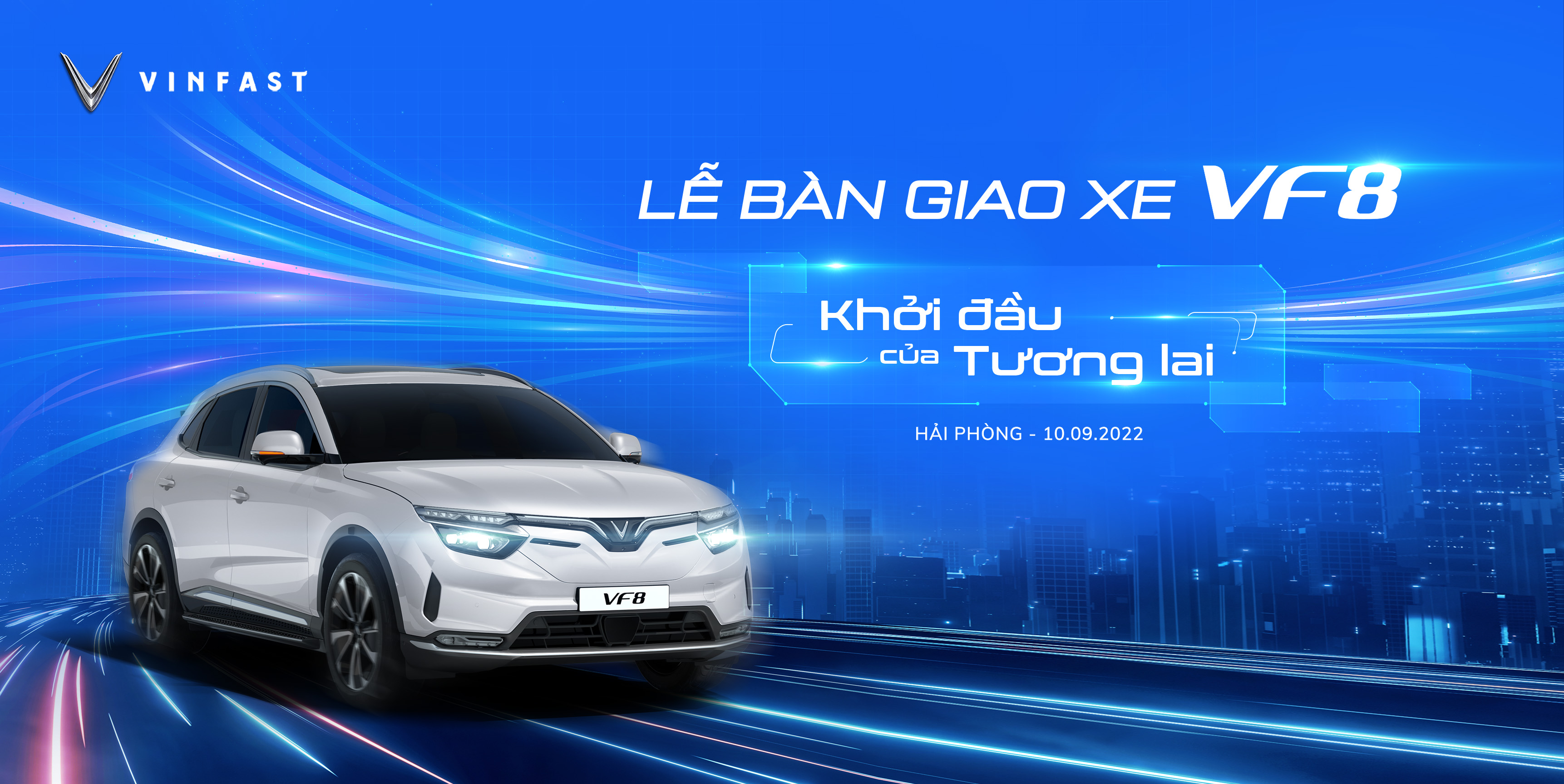 Bàn giao xe VF 8 đầu tiên thumb